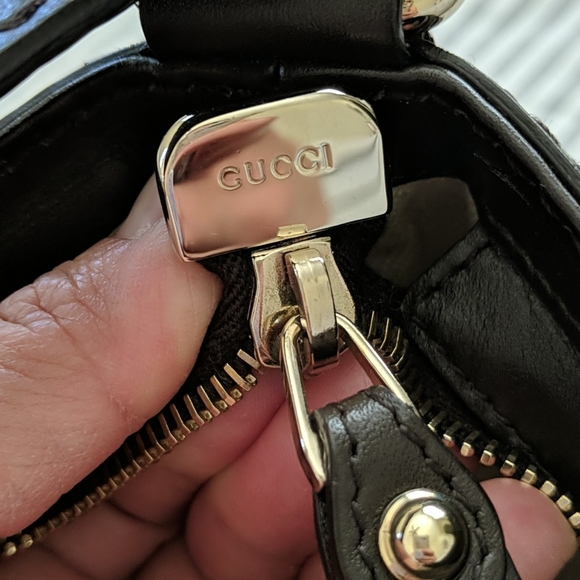 ✨ Authentic Gucci ✨ - Picture 13 of 16